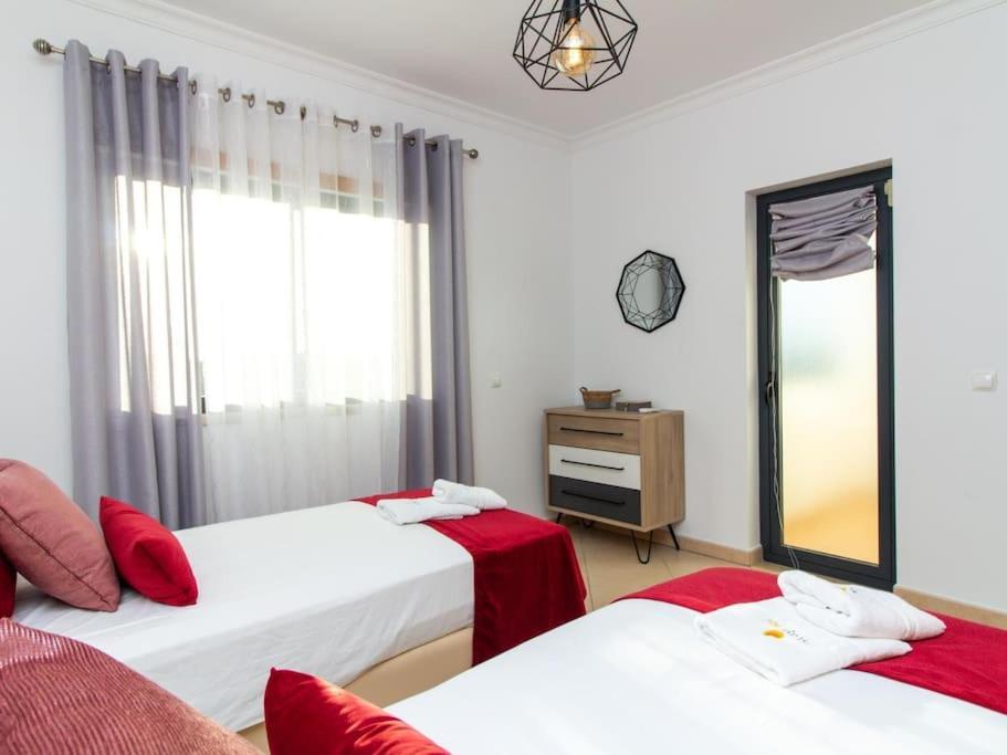 Magnolia Ab House - Pool View & Privat Garden & Garage Albufeira