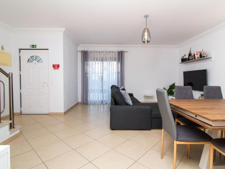 Villa Magnolia Ab House - Pool View & Privat Garden & Garage Albufeira