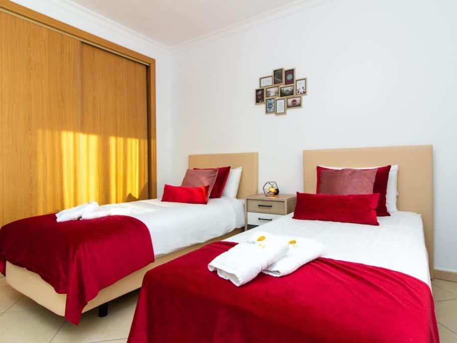 Magnolia Ab House - Pool View & Privat Garden & Garage Villa *